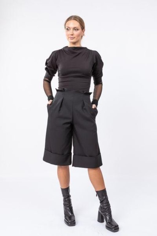 high-waist-knee-length-pants-6