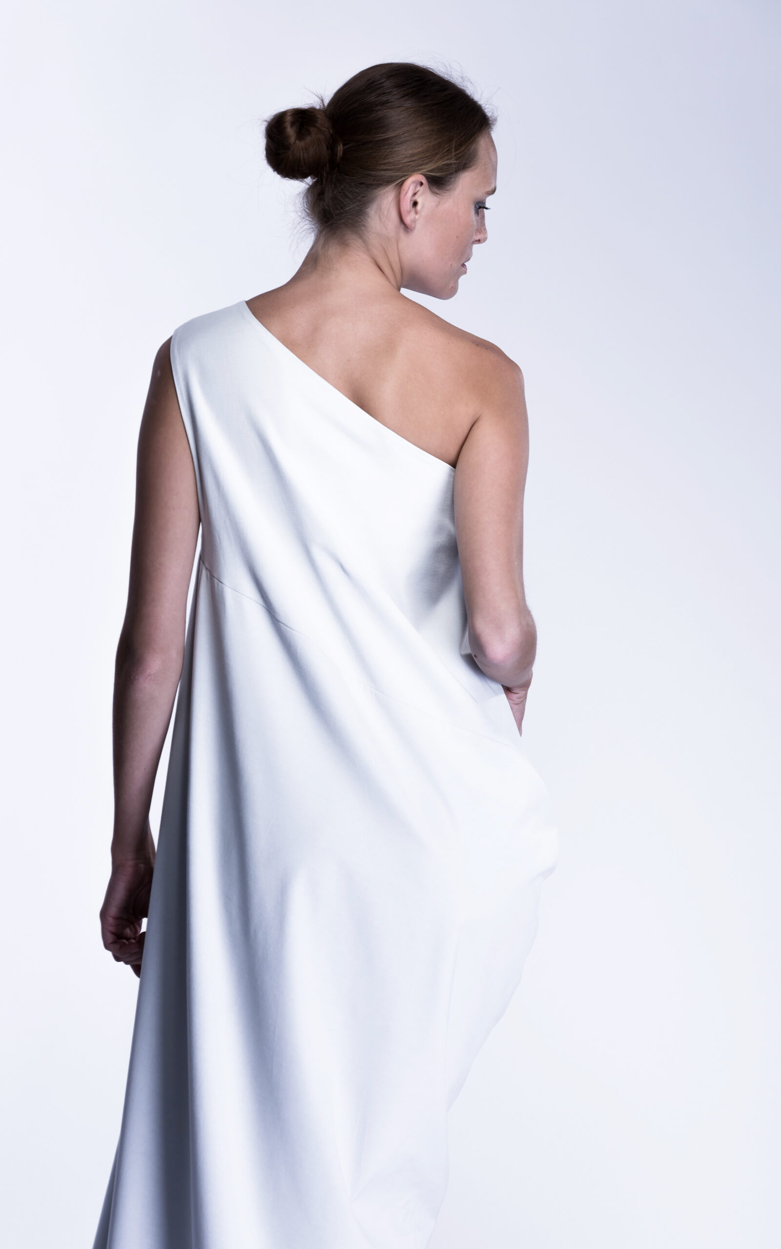 One shoulder asymmetry - obrazek 7