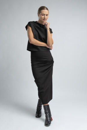 Hrafna knot skirt